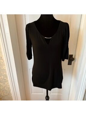White House Black Market Metal Bar Keyhole Ruched Top